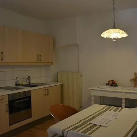 Richtung Bischoeflichen Sitz Appartement *